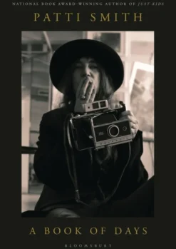 A Book of Days: The New York Times Bestseller (Bog, Hardback, Engelsk) af Patti Smith