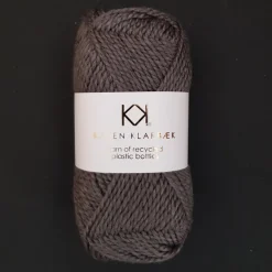 Charcoal - Recycled Bottle Yarn - KK økologisk garn fra Karen Klarbæk (Garn)