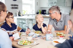 Go' Samtale: om livets store/små spørgsmål - Familieudgave (Spil, Dansk)