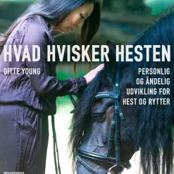 Hvad hvisker hesten? - Personlig og åndelig udvikling for hest og rytter (Lydbog, zip_mp3, Dansk) af Ditte Young