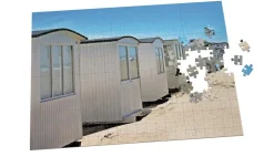 Puslespil med dansk motiv - Strandhusene på Løkken Strand - 1000 brikker (Spil)