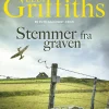 Stemmer fra graven: En Ruth Galloway krimi - bind 7 (Bog, Hæftet, Dansk) af Elly Griffiths