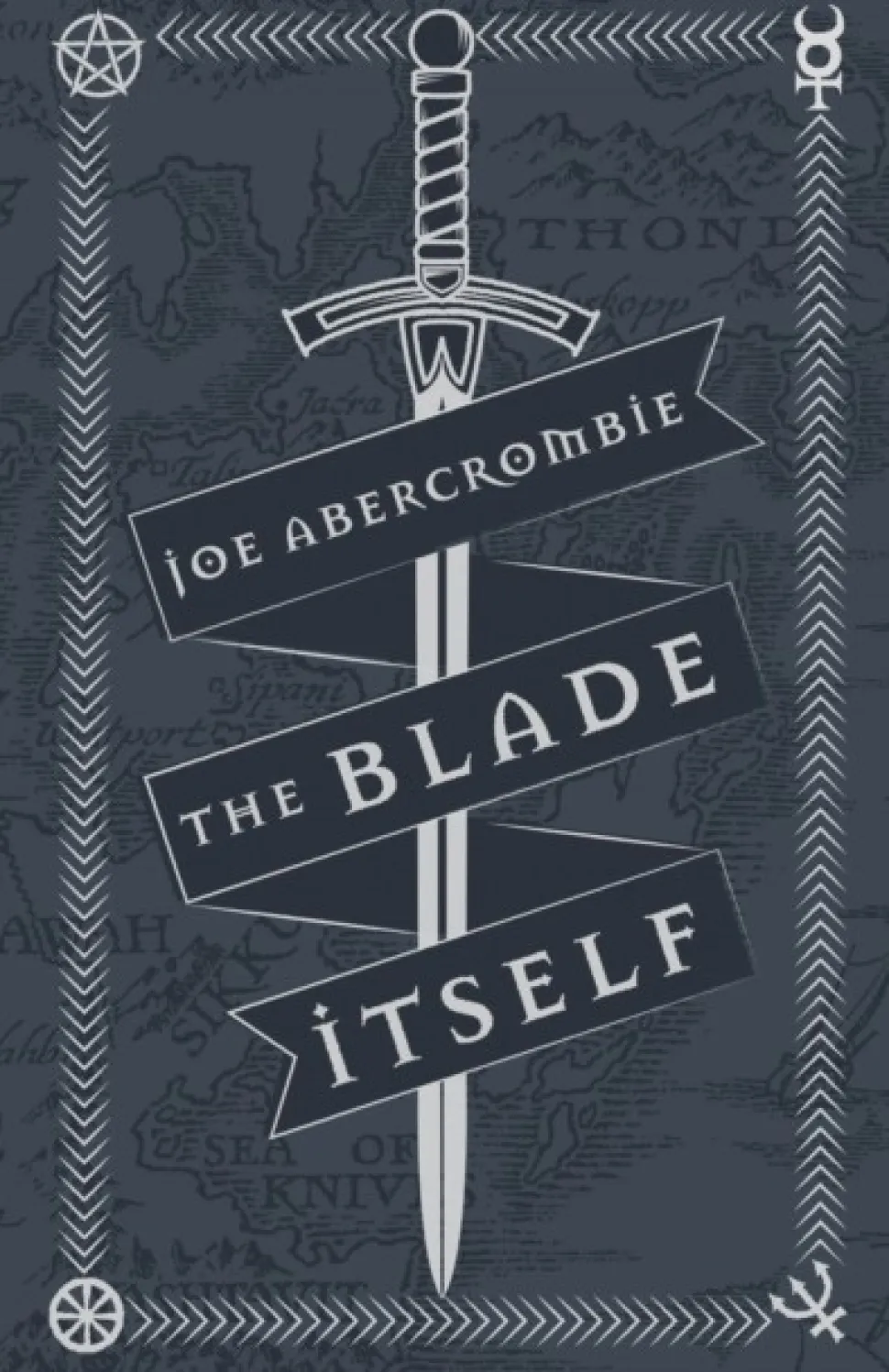 The Blade Itself: Collector's Tenth Anniversary Limited Edition (Bog, Hardback, Engelsk) af Joe Abercrombie