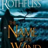The Name of the Wind (Bog, Paperback, Engelsk) af Patrick Rothfuss