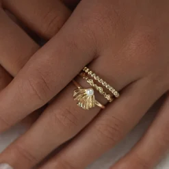 Timi of Sweden: Aria - Shell with Pearl Ring - Gold (Smykke, Rings)