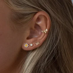 Timi of Sweden: Beatrice - Bee Ear Cuff - Gold (Smykke, Earrings)