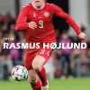 Tæt på Rasmus Højlund (Bog, Hardback, Dansk) af Erik Christian Larsen